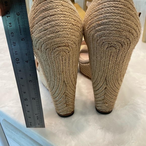 Gucci Open Toe Wedge Sandal, Beige Suede, 4.5 Inch Heel Height, Sz 38.5 / Sz 8.5 - Picture 9 of 12